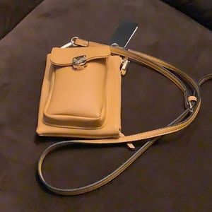 Isabelle Mustard Cross body bag